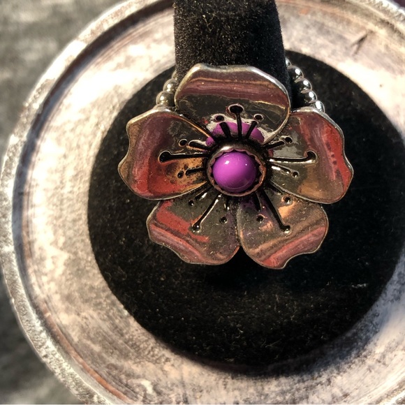 Purple Silver floral stretch ring - Picture 2 of 4